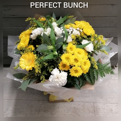 Aqua bouquet sunshine yellow white